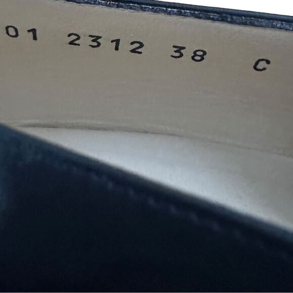 SOLD:Gucci Women's Gold Horsebit Navy Blue Block Heels Size 38C, 8 Wide - Picture 9 of 11